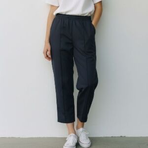 Lululemon Black Women's Lightweight Pants. Sz.8